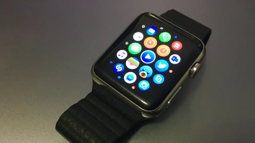 American-Made Alternatives to Luxury Brands Such as the Apple Watch